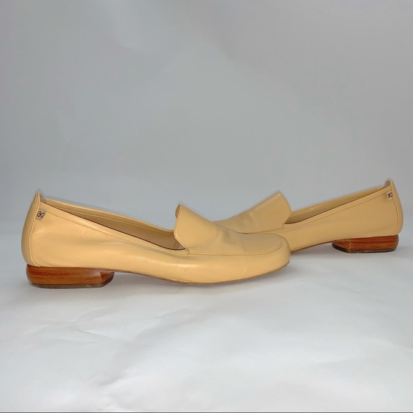 Anne Klein Tan Leather Women's Flats EUC -โฆ - Picture 4 of 6